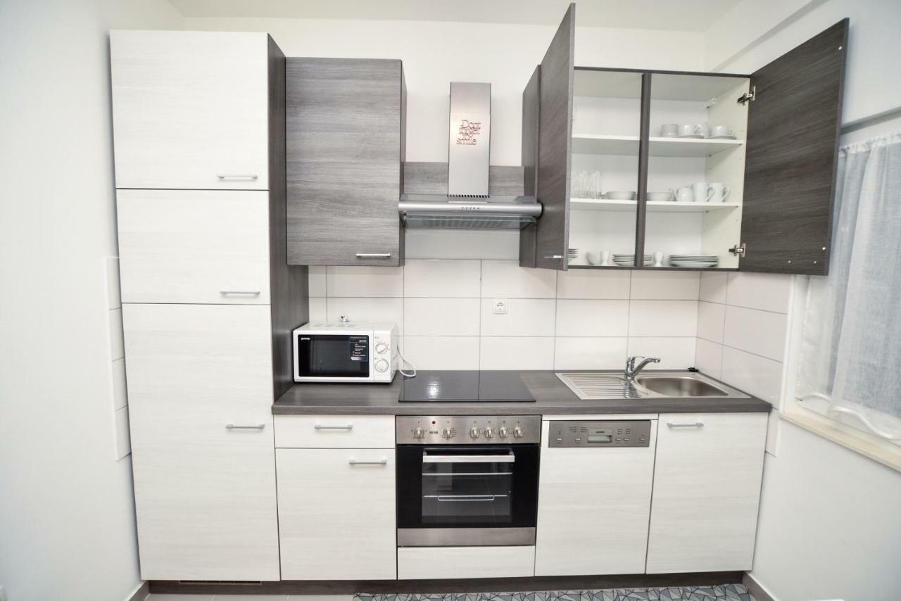 Luxury Apartments Boduja Sukošan Eksteriør bilde