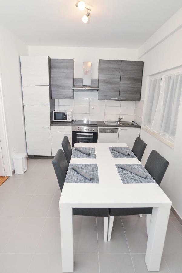 Luxury Apartments Boduja Sukošan Eksteriør bilde