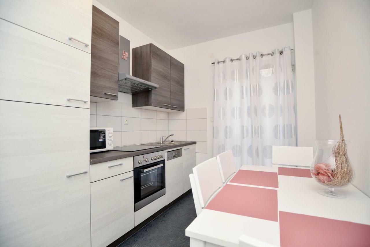 Luxury Apartments Boduja Sukošan Eksteriør bilde
