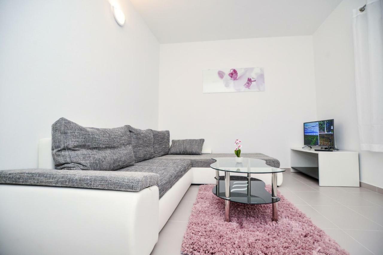 Luxury Apartments Boduja Sukošan Eksteriør bilde